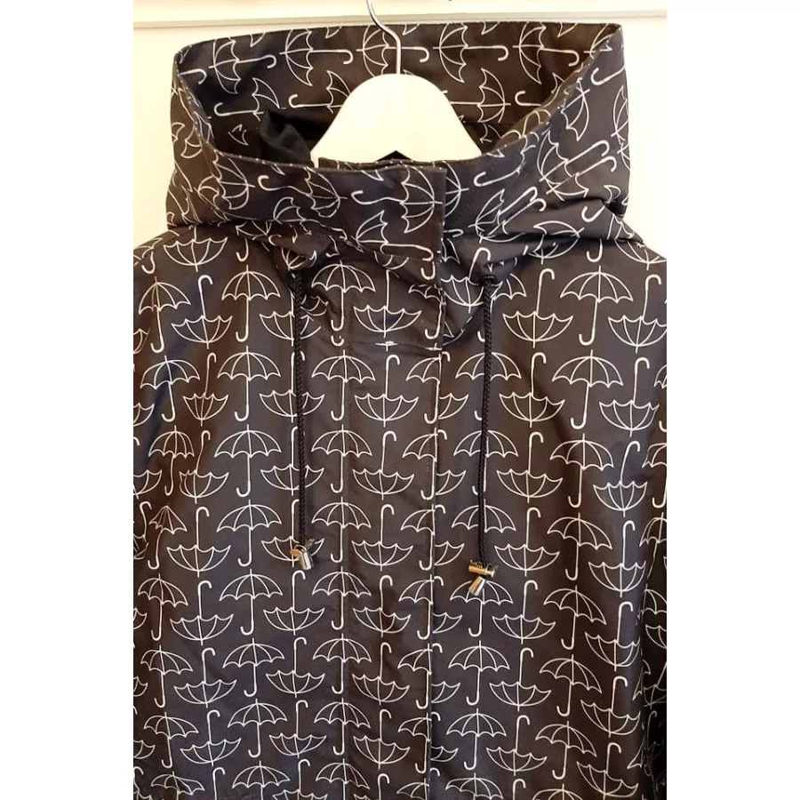 DANWEAR "Swept 24300” elegant A-shaped Ladies Raincoat