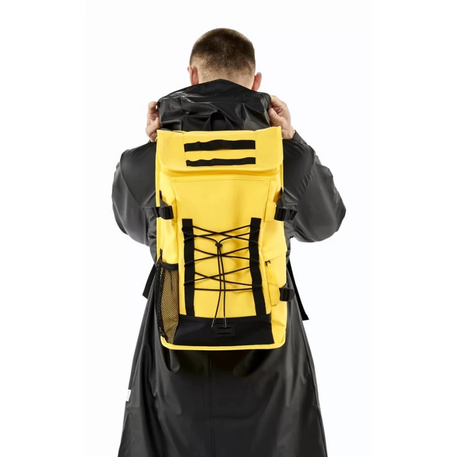 RAINS ”Mountaineer Bag" YELLOW rains rygsæk GUL (22 liter)