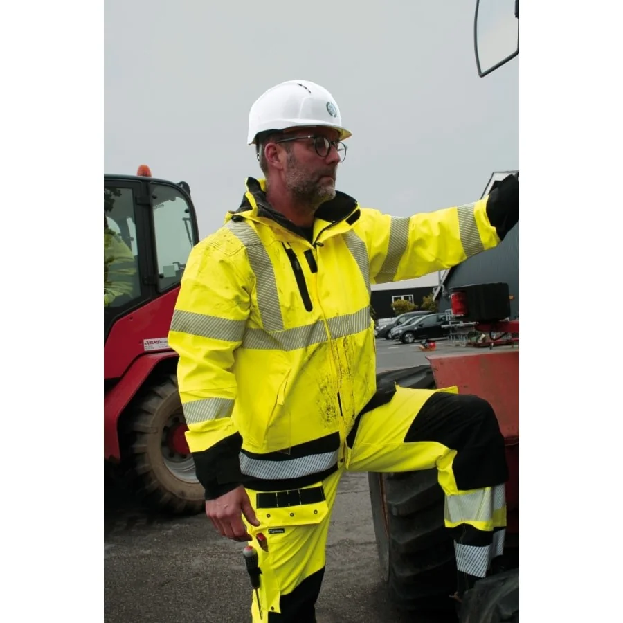 LYNGSØE "4WS-5057" regnjakke 20.000 mm High Vis GUL, EN ISO 20471-3 godkendt, åndbar & strækbar